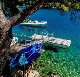 4 Bedroom Villa with Pool, Sumartin, sleeps 8